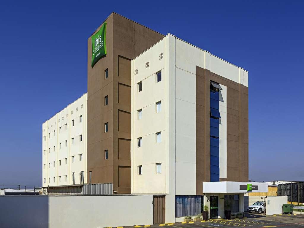 Hotel Dan Inn Sao Carlos By Nacional Inn Esterno foto